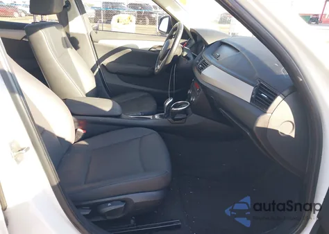 2015 BMW X1 xDrive28I from USA, damaged, VIN WBAVL1C52FVY25749